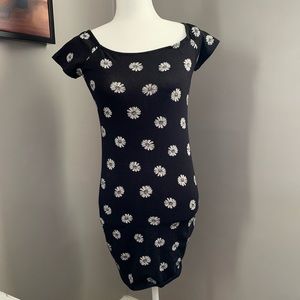 Forever 21 Floral Fitted dress